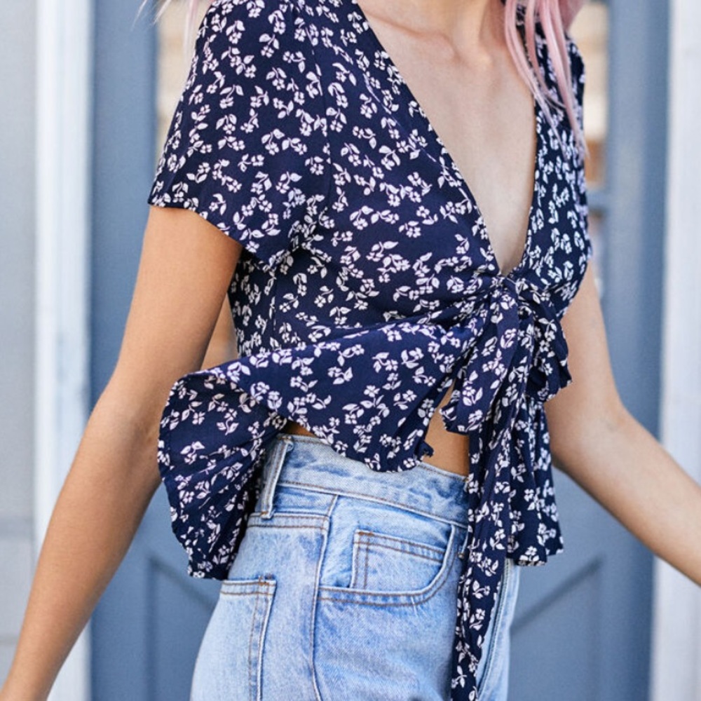Pacsun Floral Tie Top